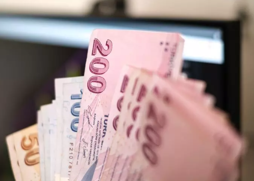 Foto - En düşük emekli maaşlarıyla ilgili 'Konu kapanmadı, duyum aldım' diyerek yapılacak zammı açıkladı