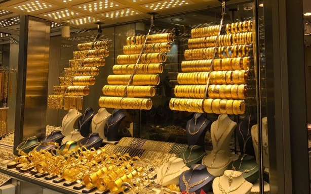 Foto - Cebinde, bankada, yastık altında altını olanlar dikkat! Hatice Kolçak duyurdu: 400 lira birden bekliyorum, az kaldı