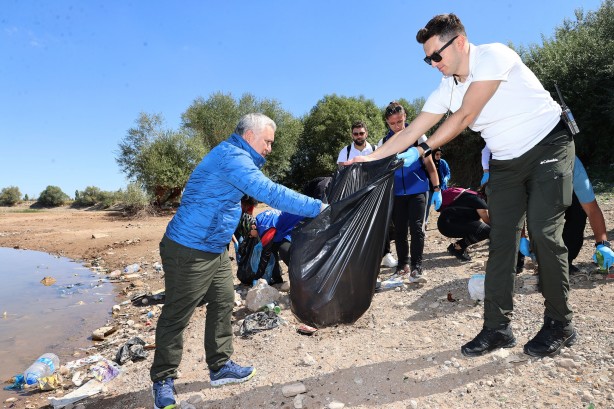 Foto - Her tarafı pırıl pırıl yaptılar! Onun kim olduğunu duyanlar şaşırıyor
