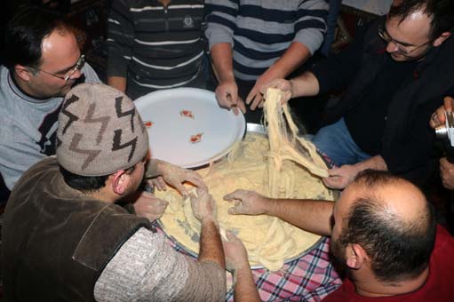 Foto - Her yıl sadece kar yağdığında yapıyorlar