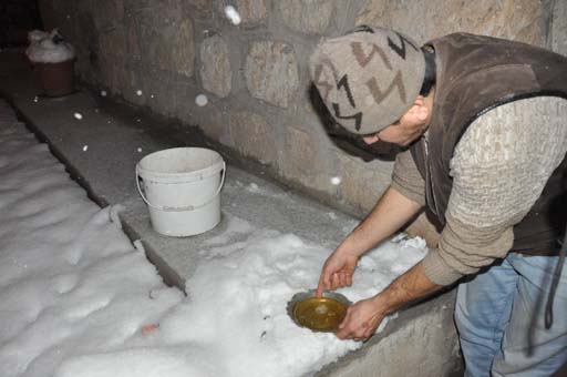 Foto - Her yıl sadece kar yağdığında yapıyorlar