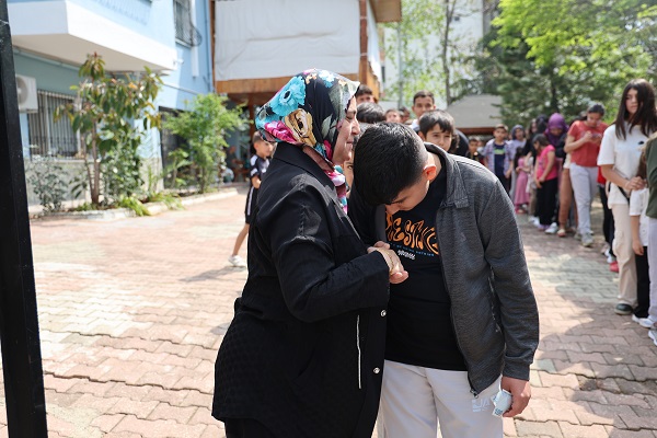 Foto - Her yıl tekrarlanıyor! Bu da harçlık kuyruğu