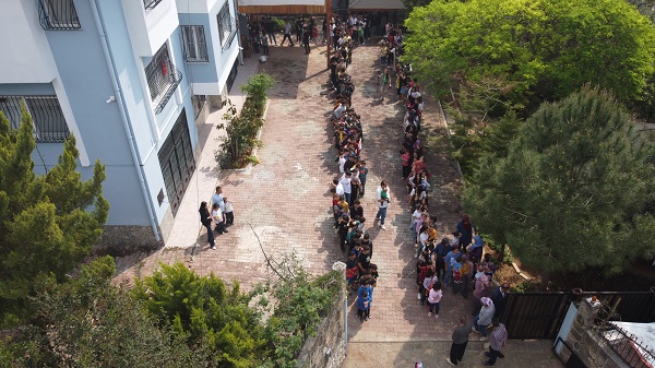 Foto - Her yıl tekrarlanıyor! Bu da harçlık kuyruğu