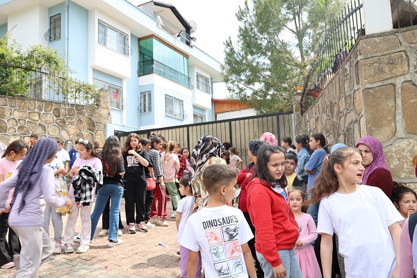 Foto - Her yıl tekrarlanıyor! Bu da harçlık kuyruğu