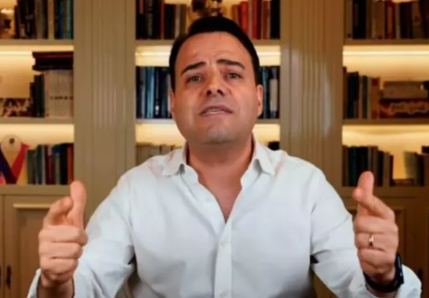 Foto - Herkes AK Parti sandı ama değil! Hakan Ural 'dibine kadar yaparım' dedi, siyasete gireceği partiyi açıkladı