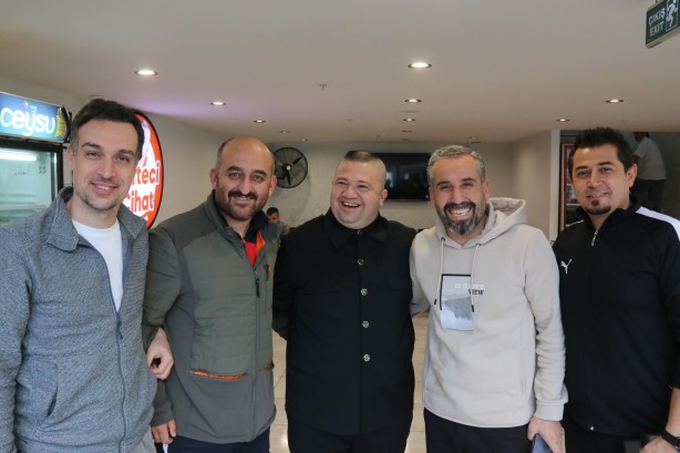 Foto - Herkes Antalyalı Kim Jong-un’u konuşuyor! Dünyanın dört bir yanından teklifler almaya başladı