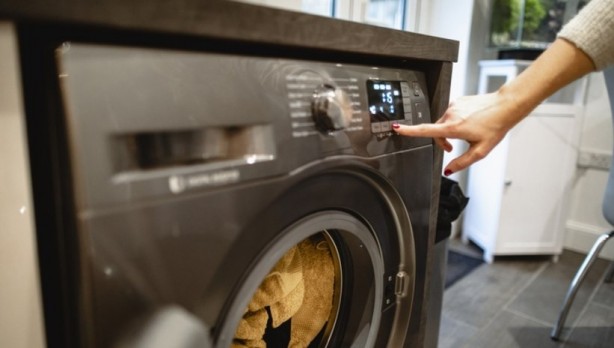 Herkes bu hatayı yapıyor! Meğer çamaşır makinesini bozuyormuş! Okumayan, başını duvarlara vuracak 