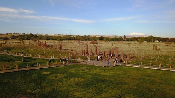 Foto - Herkes bu mezarlığı merak ediyor! Üç ayda 200 bin ziyaretçi