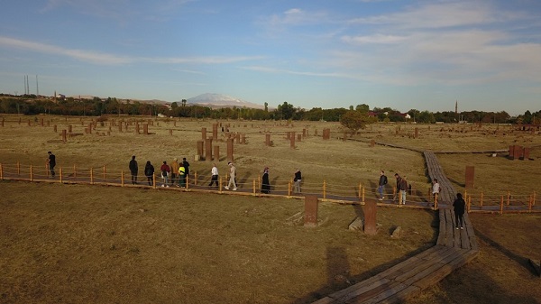 Foto - Herkes bu mezarlığı merak ediyor! Üç ayda 200 bin ziyaretçi