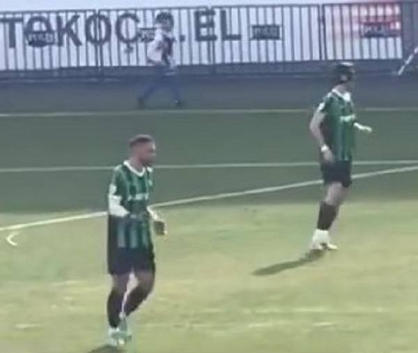 Foto - Herkes bu olayı konuşuyor! Bakın futbolcu herkesi nasıl şaşırttı