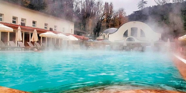 Foto - Herkes bu su için sıraya giriyor! Faydalarını duyunca kulaklarınıza inanamayacaksınız