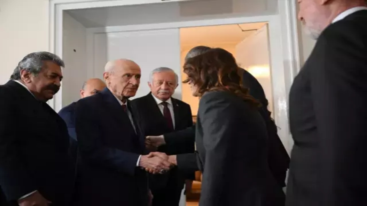 Foto - Herkes bunu bekliyordu! DEM Parti’den flaş "MHP" açıklaması