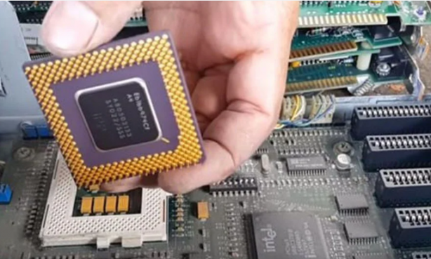 Foto - Herkes çöpe atıyor ama altın çıkıyor: Hurdacılara 3 kuruş paraya sakın vermeyin