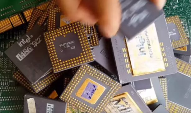 Foto - Herkes çöpe atıyor ama altın çıkıyor: Hurdacılara 3 kuruş paraya sakın vermeyin