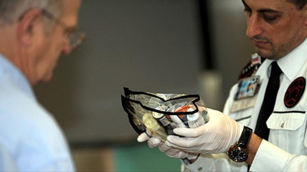 Foto - Herkes isyan ediyordu! Havalimanları, o kuralı kaldırmaya hazırlanıyor