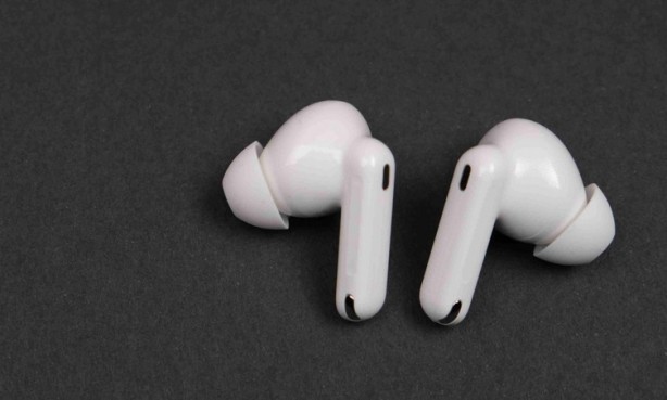 Foto - Herkes kullanıyor ama kimse bilmiyor! Kablosuz kulaklıklarda inanılmaz tehlike