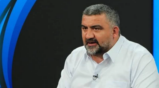 Foto - Herkes maske diyor ama Özat, eleştiri sonrası kaçmaya başladı bile! Dikkat çeken açıklama…