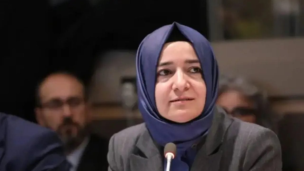 Foto - Herkes merakla ne diyeceğini bekliyordu! Fatma Betül Sayan Kaya, ünlü gazeteciden bakın ne istemiş