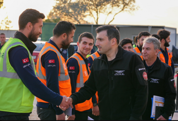 Foto - Herkes 'Ne oldu, nerede?' diye soruyordu! O uçak Selçuk Bayraktar'ın sahur paylaşımında ortaya çıktı