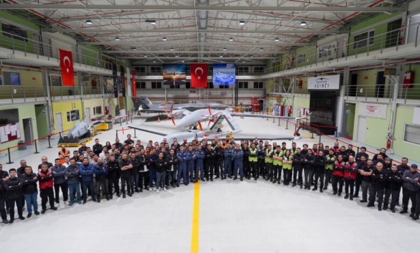 Foto - Herkes 'Ne oldu, nerede?' diye soruyordu! O uçak Selçuk Bayraktar'ın sahur paylaşımında ortaya çıktı