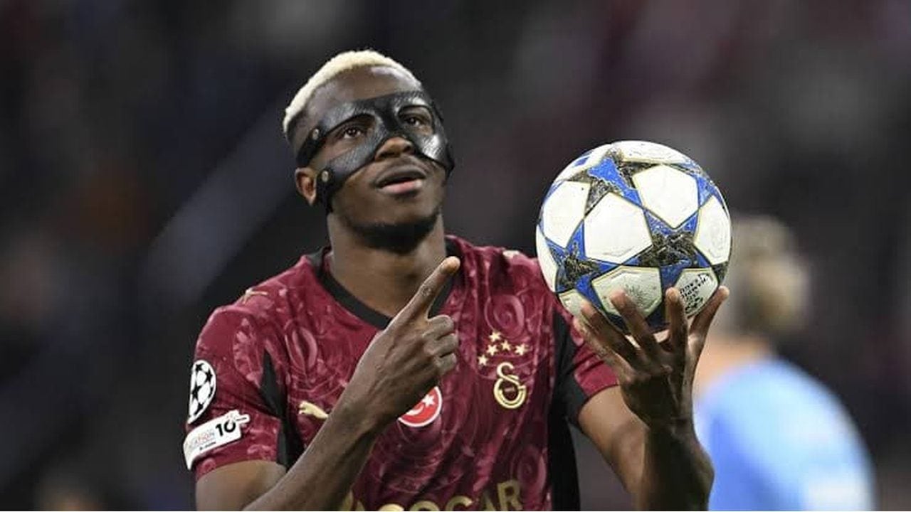 Foto - Herkes oynayıp oynamayacağını merak ediyordu! Okan Buruk’tan Barcelona maçına saatler kala Osimhen kararı