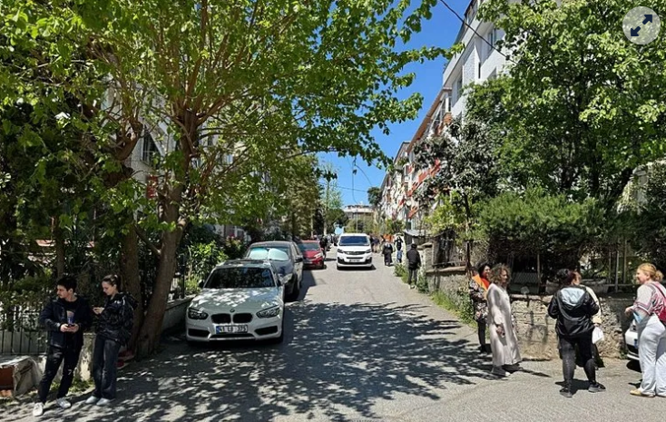 Foto - Herkes panik içinde! Deprem vatandaşı sokağa döktü
