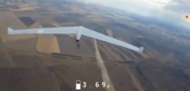 Foto - Herkes şaka sandı ama değil! Sopayla insansız hava aracı düşürüldü