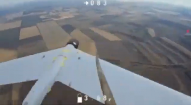 Herkes şaka sandı ama değil! Sopayla insansız hava aracı düşürüldü