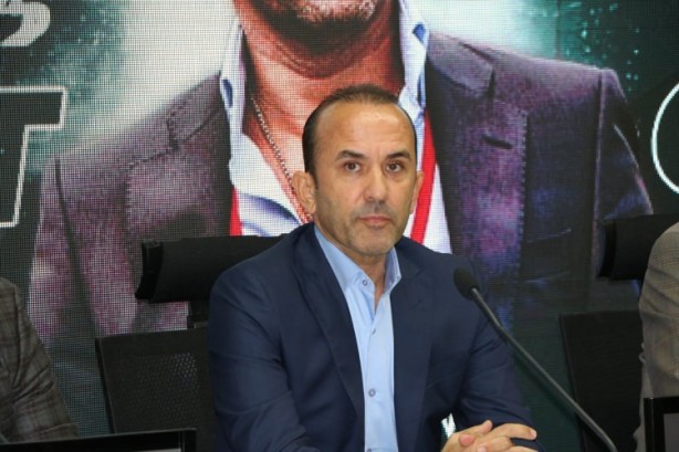 Foto - Herkes şaşırdı! Feghouli'nin yeni mesleği...