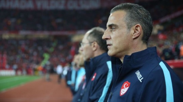 Foto - Herkes şaşırdı! Feghouli'nin yeni mesleği...