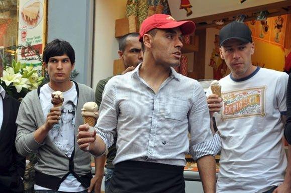 Foto - Herkes şaşırdı! Feghouli'nin yeni mesleği...