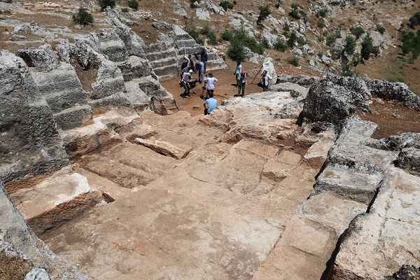 Foto - Herkes şaşkın! Diyarbakır'da 60 çocuk mezarı bulundu