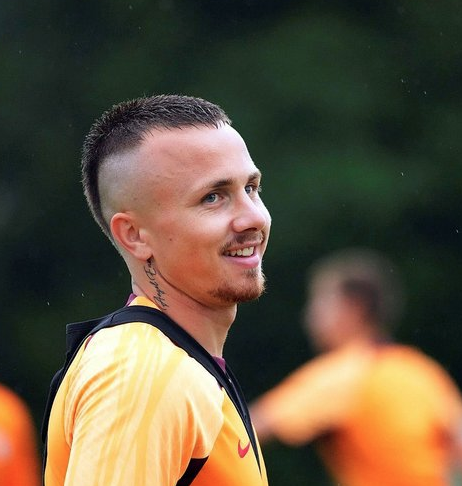 Foto - Herkes şaşkın: Dünyayı titretecek gelişmeyi duyurdular… İşte Süper Lig’in el yakan futbolcuları…