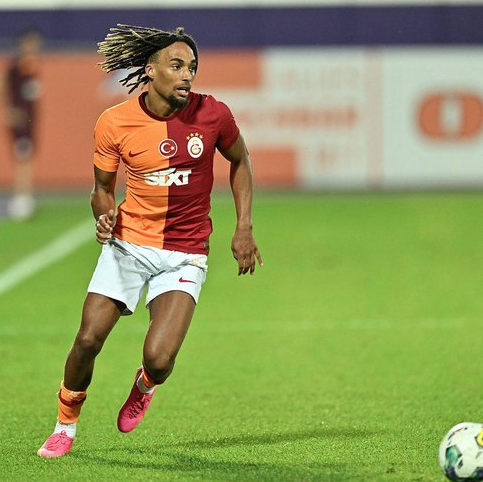 Foto - Herkes şaşkın: Dünyayı titretecek gelişmeyi duyurdular… İşte Süper Lig’in el yakan futbolcuları…