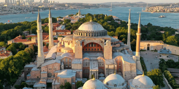 Herkes şaşkına döndü! Ayasofya'nın altından çıktı