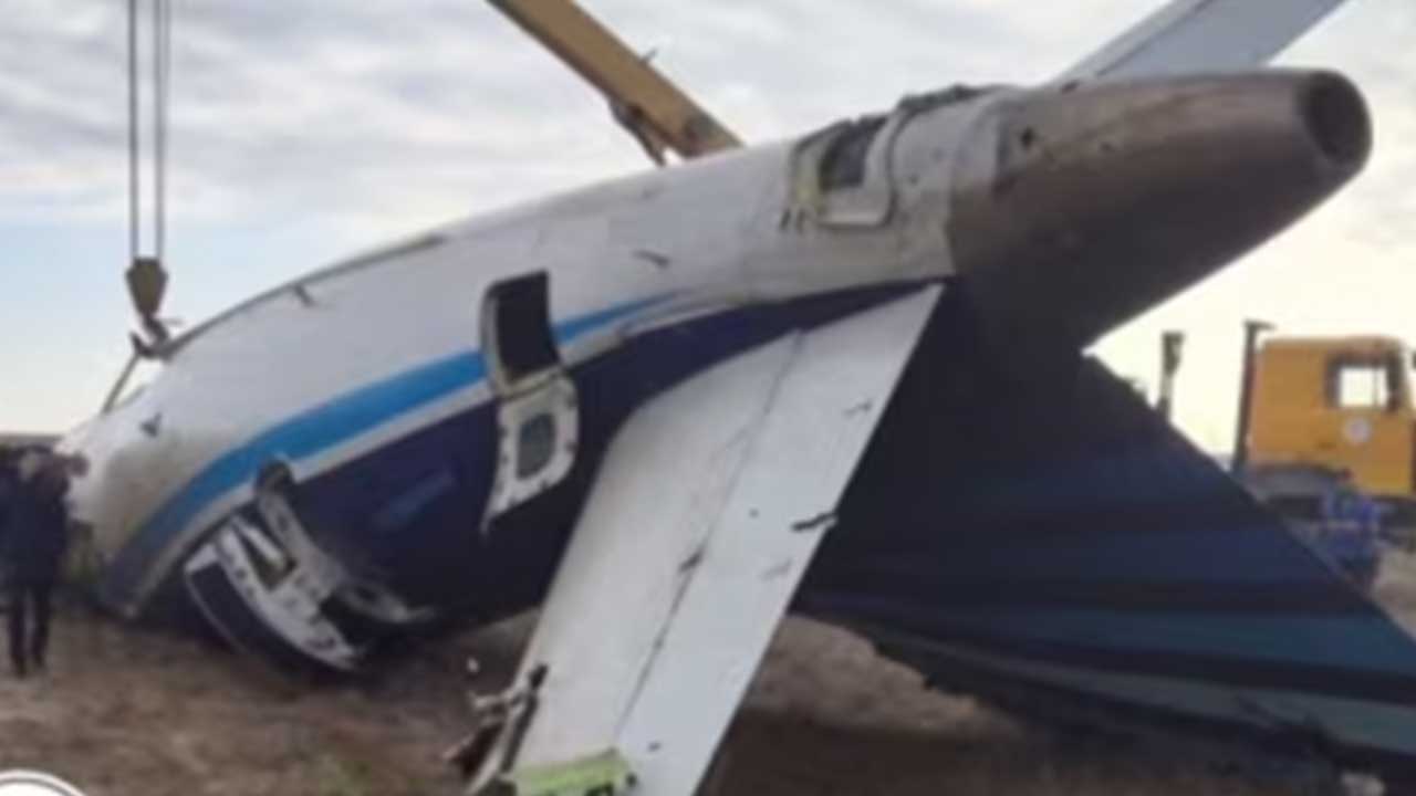 Foto - Herkes şokta! Azerbaycan uçağını S-400'ler mi düşürdü? 