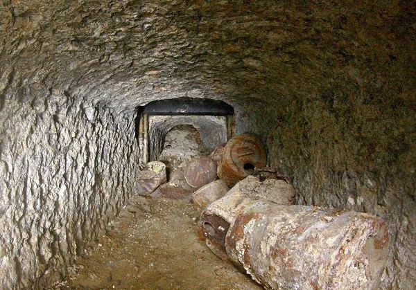 Foto - Herkes şokta! Gizli tünel öyle bir yerde bulundu ki!