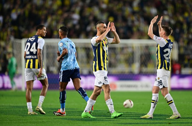 Foto - Herkes Tadic, Krunic, Zajcı konuşurken yıldız ismi yerin dibine soktu: Ukalalık yapma, haddini bil