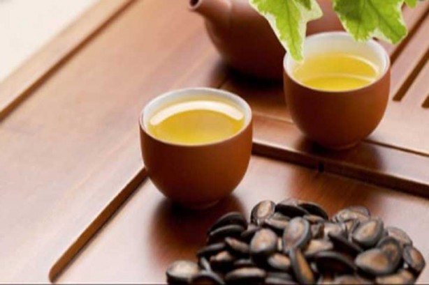 Foto - Herkes tüketiyor! Karpuz çekirdeğini yemek sağlıklı mı? İşte cevabı...