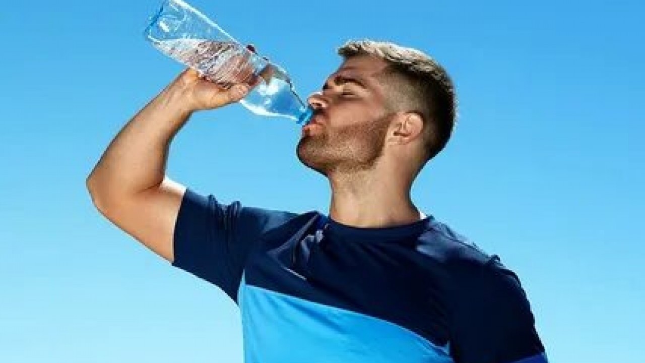 Foto - Herkese aynı kural olmaz! Su tüketiminde 2 litre dayatması çürütüldü