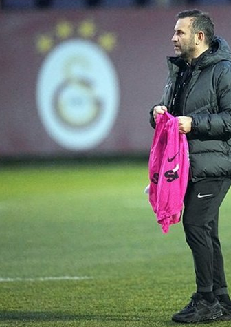 Foto - Herkese göstermişler: Azerbaycan’dan dev anlaşma her an açıklanabilir: Okan Buruk imzalatacak! Bomba teklif… 