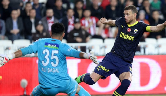 Herkesi şaşırtan açıklama: İsmail Kartal ile Edin Dzeko arasında neler yaşandı? İşte o flaş gerçek!