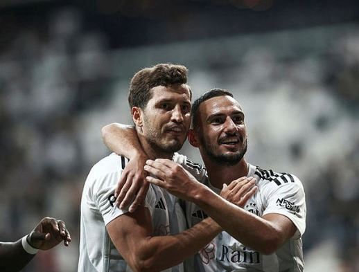 Foto - Herkesi şok etti: Beşiktaş'ta flaş transfer gelişmesi! Şenol Güneş'in prensine talip çıktı...