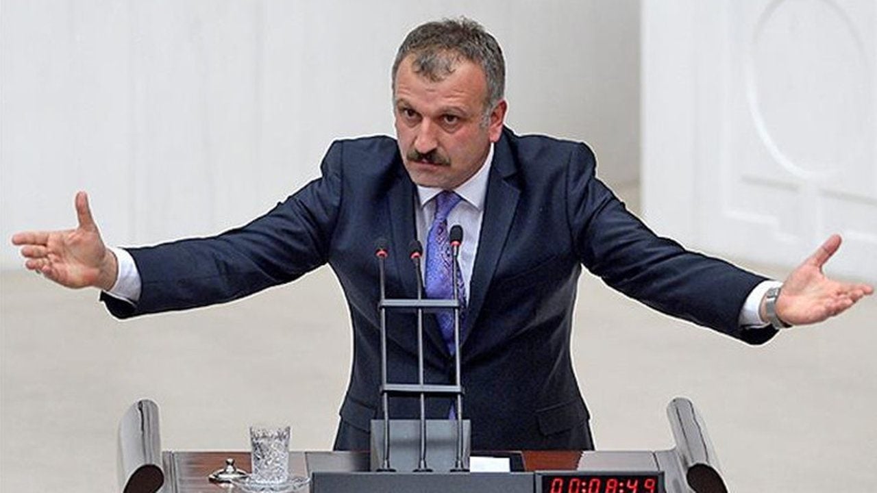 Foto - Herkesi ters köşe yapan çıkış! Cumhurbaşkanı Erdoğan’ın başdanışmanından bakanlığın olay kararına itiraz