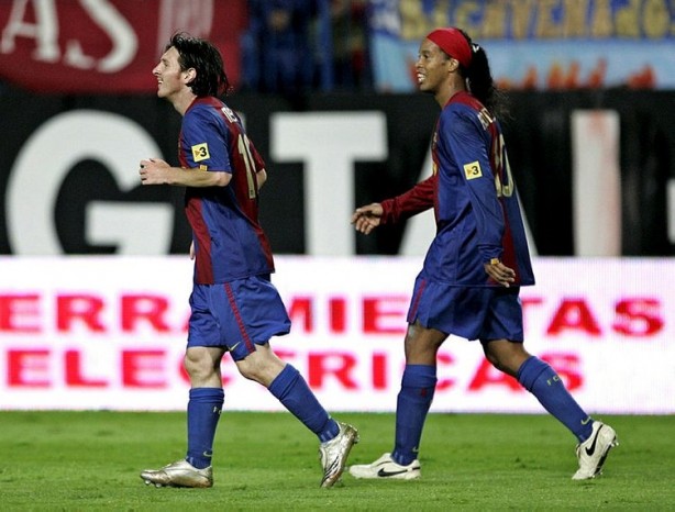 Foto - Herkesi ters köşeye yatırdı... Ronaldinho'dan Messi sorusuna bomba cevap