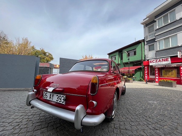 Foto - Herkesin gözü bu otomobilde! Hurda halde buldu 1 milyon lira harcadı