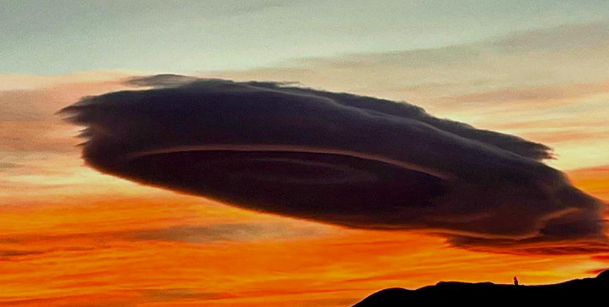 Foto - Herkesin uykusu kaçacak! Depremi 5 gün önceden bildi... Gökyüzüne bakıp onları gördü ve 'deprem olacak' dedi