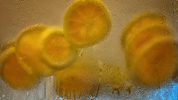 Foto - Herkesin yaptığı hata! Limonlu suyun faydasını sıfırlıyormuş, 1 saate ihtiyaç var