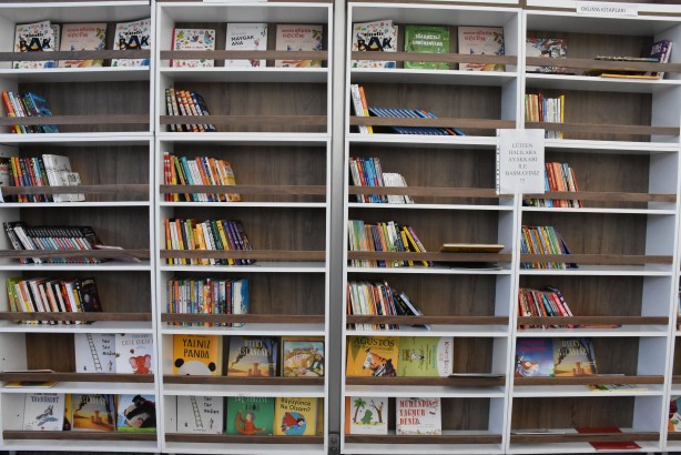 Foto - Herşey gençlerimiz için.. Büyük fedakarlık örneği! Böyle duyurdular...