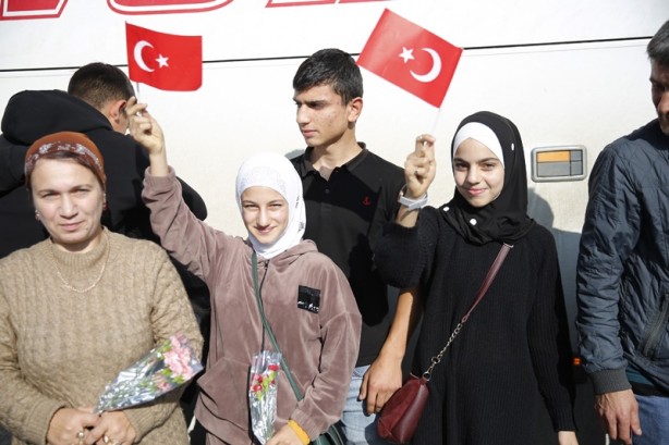 Foto - Herson'dan gelen 88 Ahıska Türkü, Elazığ'a ulaştı